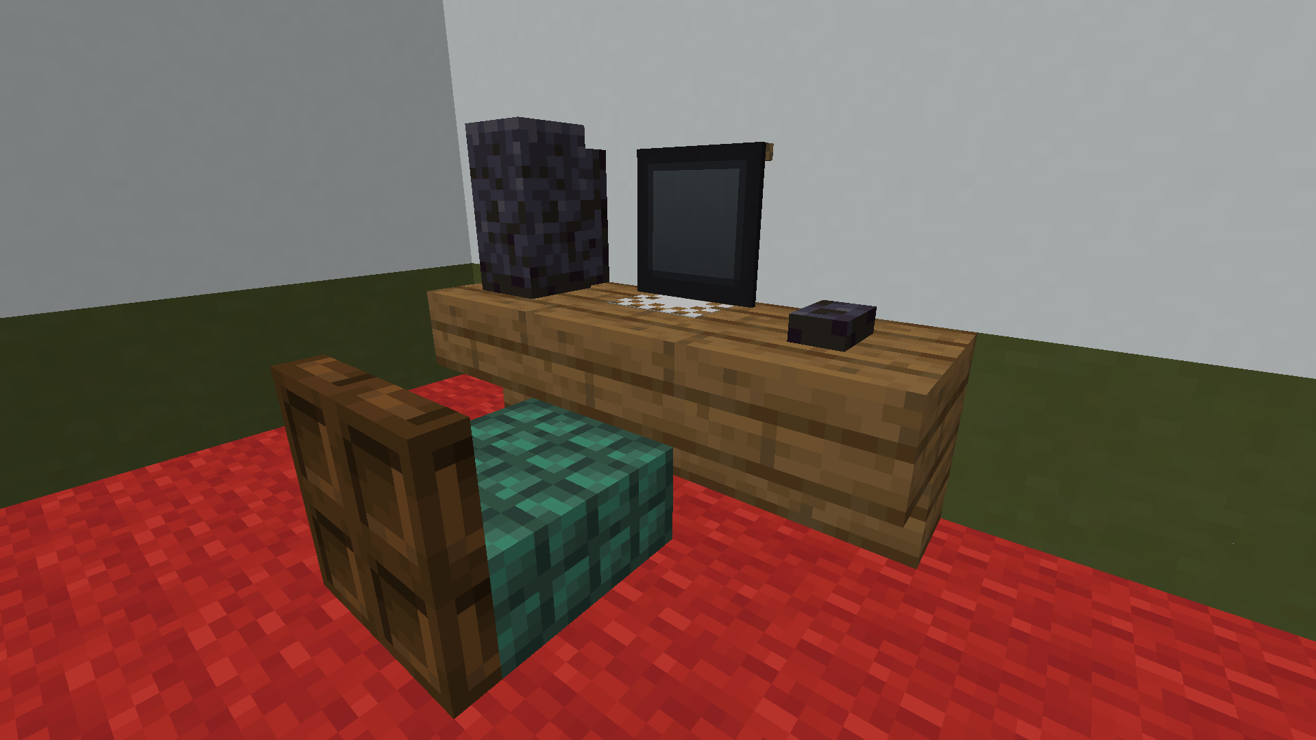 Desktop Computer with Desk - Minecraft Furniture